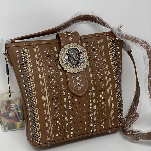 Montana west conceal handgun crossbody bag brown - Picture 2 of 8